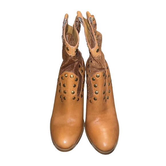 BCBG Winston Tan and Mesh Western Boots - Picture 2 of 15